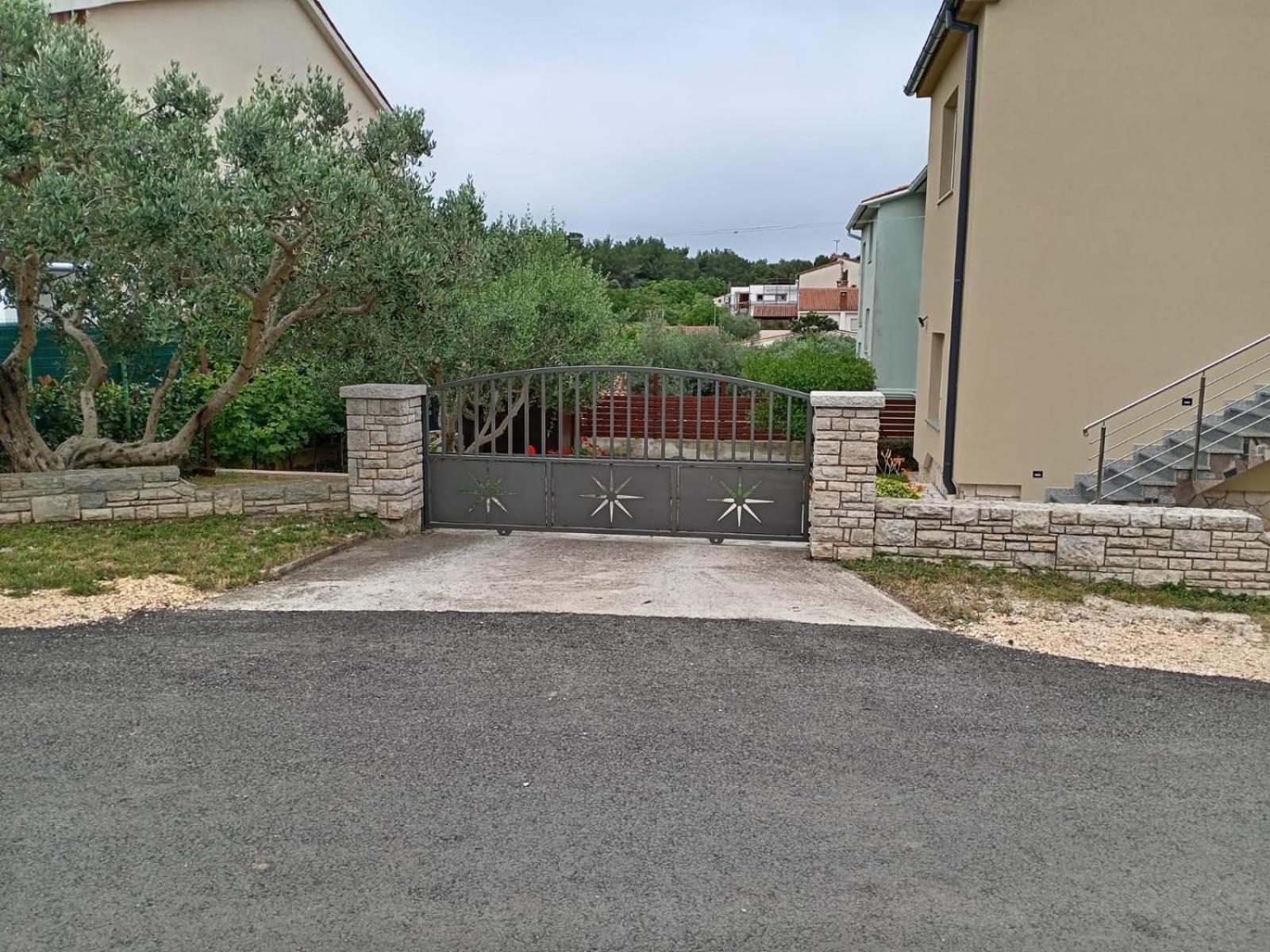 Tomi Apartman