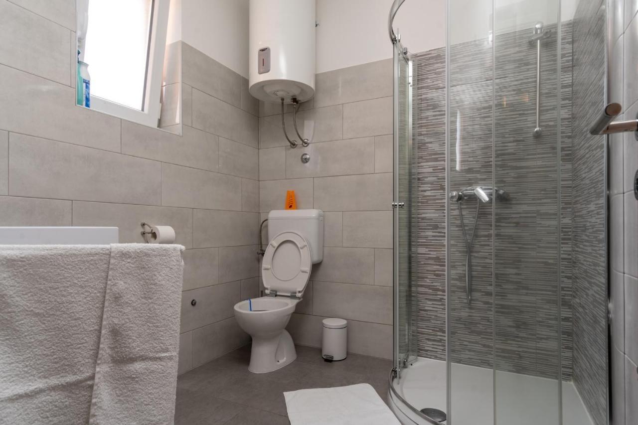 Apartment Tomi Pula